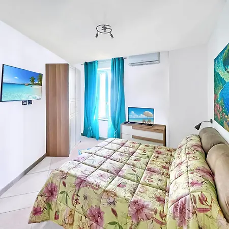 Villa Mansi - Cliffside Sea View Suites, Free Parking - Amalfi Coast 公寓