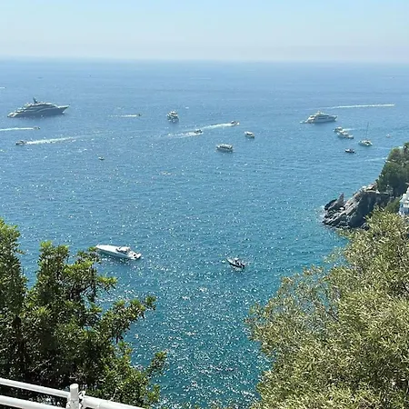 公寓 Villa Mansi - Cliffside Sea View Suites, Free Parking - Amalfi Coast 拉维罗
