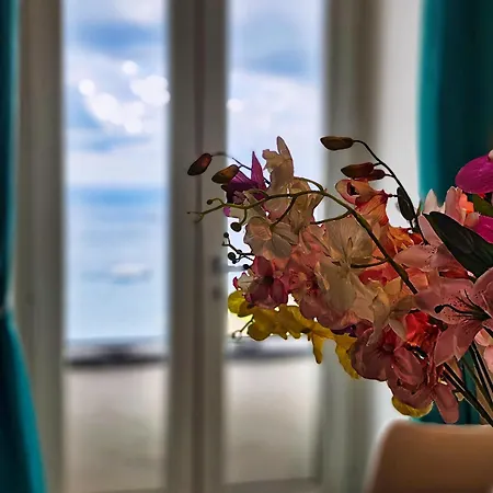 Villa Mansi - Cliffside Sea View Suites, Free Parking - Amalfi Coast 公寓