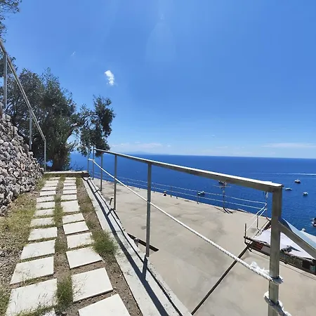 Villa Mansi - Cliffside Sea View Suites, Free Parking - Amalfi Coast 公寓