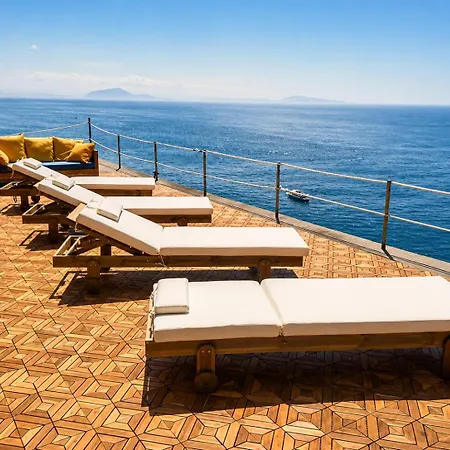 Apartment Mansi - Sea View Suites, Free Parking - *